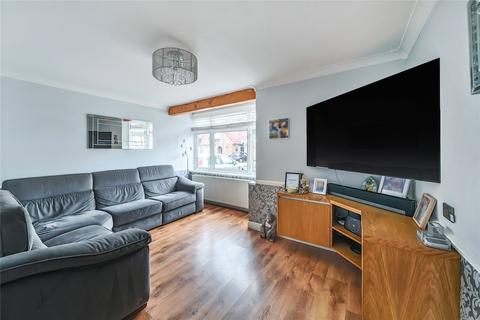 20 Fernhurst Road, Ashford, TW15 1AH