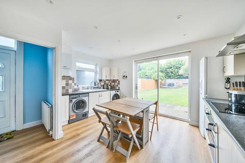 20 Fernhurst Road, Ashford, TW15 1AH