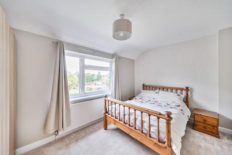 20 Fernhurst Road, Ashford, TW15 1AH