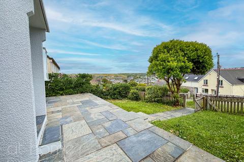 24 Fuller Road, Perranporth, TR6 0EE