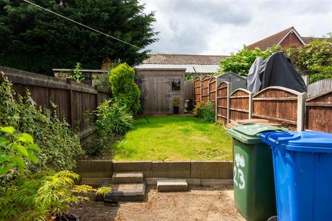 2 bedroom terraced house for sale, Station Road, Keyingham