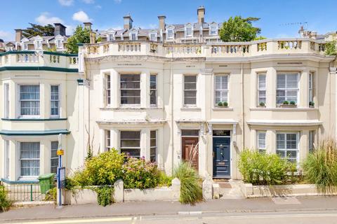 5 bedroom terraced house for sale