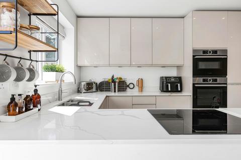 4 bedroom semi-detached house for sale, Delbush Avenue, Headington, OX3