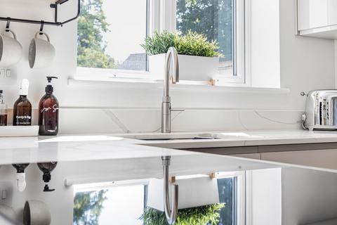 4 bedroom semi-detached house for sale, Delbush Avenue, Headington, OX3