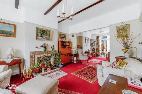 3 bedroom terraced house for sale, Weymouth Avenue, Ealing