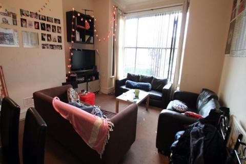 7 bedroom house to rent, Ash Grove, Leeds LS6