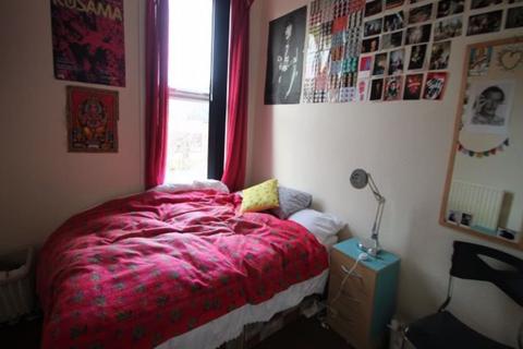 7 bedroom house to rent, Ash Grove, Leeds LS6