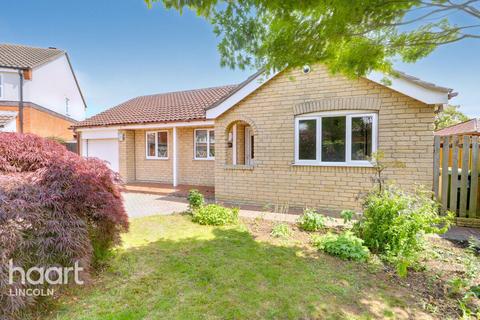 3 bedroom detached bungalow for sale, Windsor Close, Sudbrooke