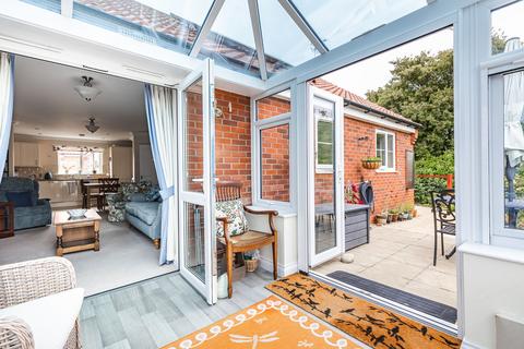 2 bedroom property for sale, Swanton Morley