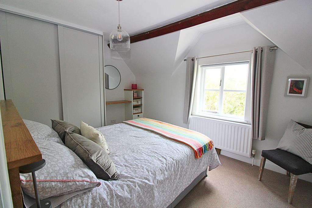 Bedroom2