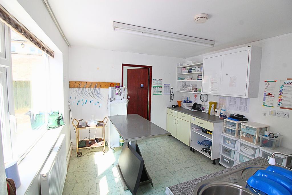 Operating theatre
