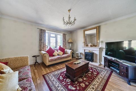 undefined, Rook Tree Lane, Stotfold, SG5