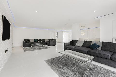 undefined, Coppermill Road, Staines-upon-thames, TW19
