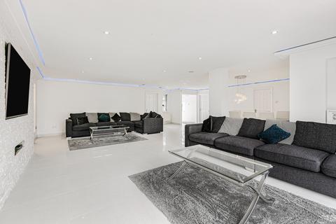 undefined, Coppermill Road, Wraysbury, Staines-Upon-Thames, Berkshire, TW19