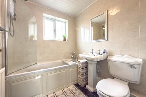 18 Beechfield, Coulby Newham, Middlesbrough, TS8 0TY