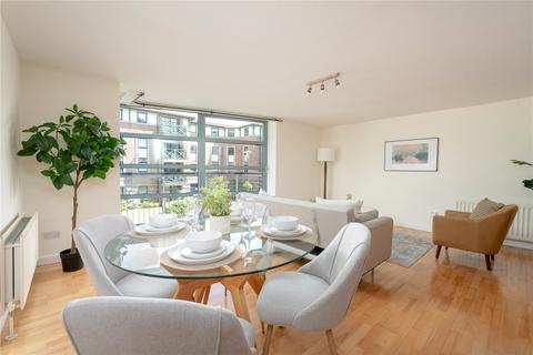4/4 North Werber Road, Edinburgh, EH4 1TA