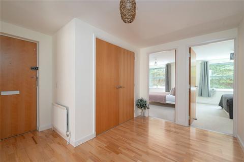 4/4 North Werber Road, Edinburgh, EH4 1TA