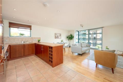 4/4 North Werber Road, Edinburgh, EH4 1TA