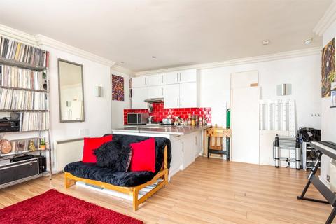 1 bedroom apartment for sale, Madeira Place, Brighton BN2