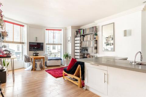 1 bedroom apartment for sale, Madeira Place, Brighton BN2