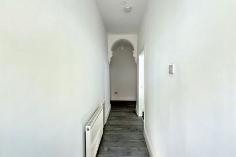 2 bedroom ground floor flat for sale, Holly Avenue, Wallsend, Tyne and Wear, NE28 6PB