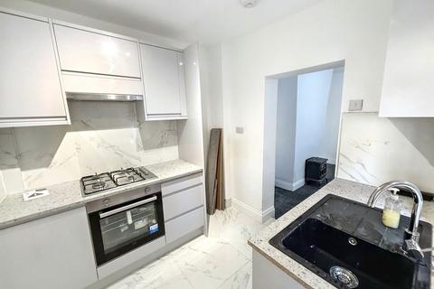 2 bedroom ground floor flat for sale, Holly Avenue, Wallsend, Tyne and Wear, NE28 6PB