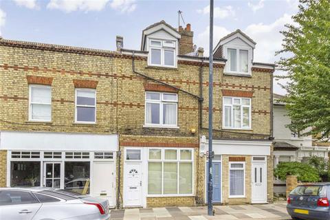 undefined, Latimer Road, Teddington TW11