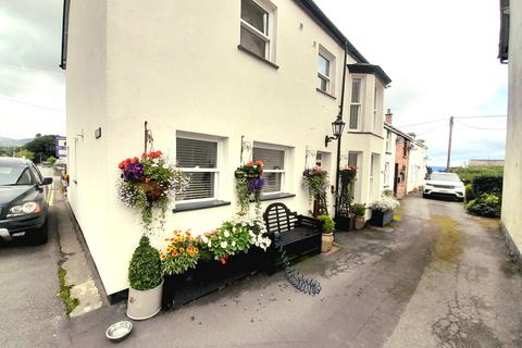 undefined, Ty Aran, Llanuwchllyn
