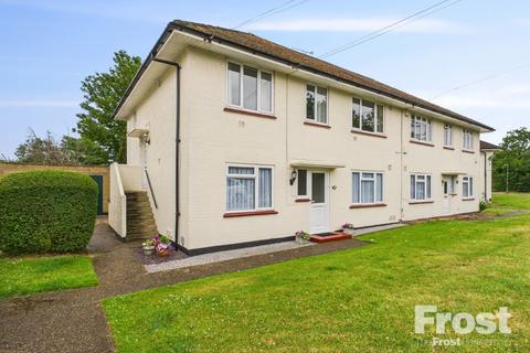 2 bedroom maisonette for sale, Park Road, Stanwell Village, Middlesex, TW19
