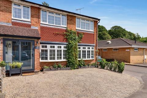 43 Foxwarren, Claygate, Esher, KT10 0JZ