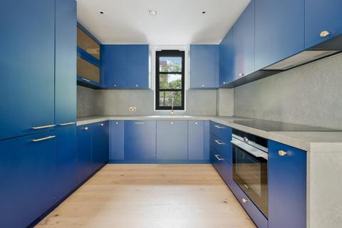4 bedroom apartment to rent, Orchard Place, Goodluck Hope, London, E14