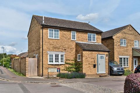 3 bedroom link detached house for sale, Carterton,  Oxfordshire,  OX18