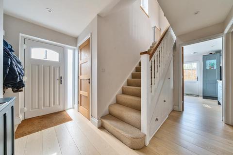 3 bedroom link detached house for sale, Carterton,  Oxfordshire,  OX18