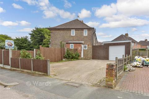 3 bedroom semi-detached house for sale, Bell Grove, Aylesham, Canterbury, Kent