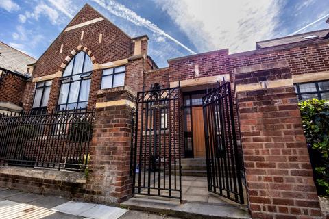 undefined, Dundonald Road, Liverpool, L17