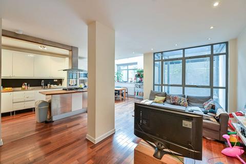 2 bedroom flat for sale, Varcoe Road, South Bermondsey, London, SE16