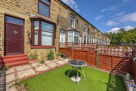 Willow Terrace, Batley