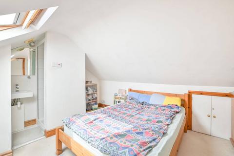 3 bedroom flat for sale, Riffel Road, Willesden Green, London, NW2