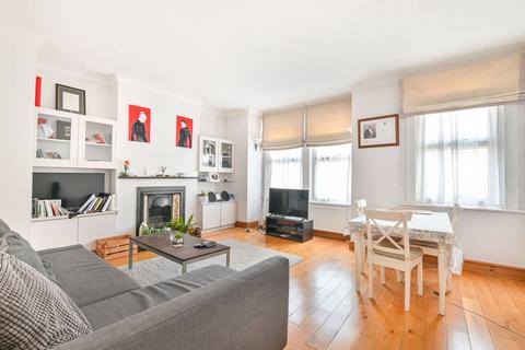 3 bedroom flat for sale, Riffel Road, Willesden Green, London, NW2