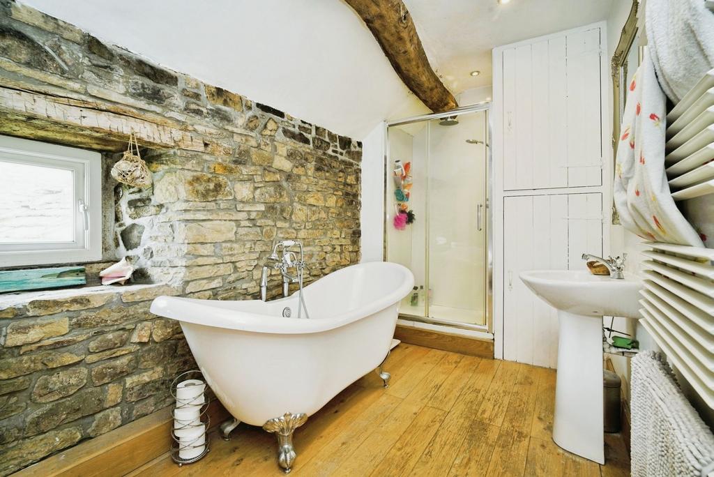 Bathroom / WC
