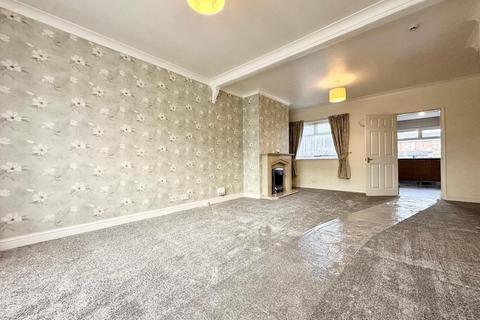 3 bedroom terraced house for sale, Seagran Avenue, Hessle, HU13