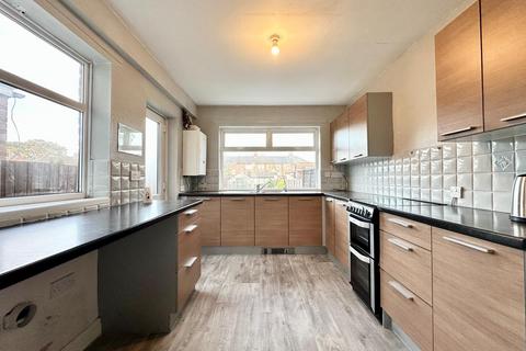 3 bedroom terraced house for sale, Seagran Avenue, Hessle, HU13