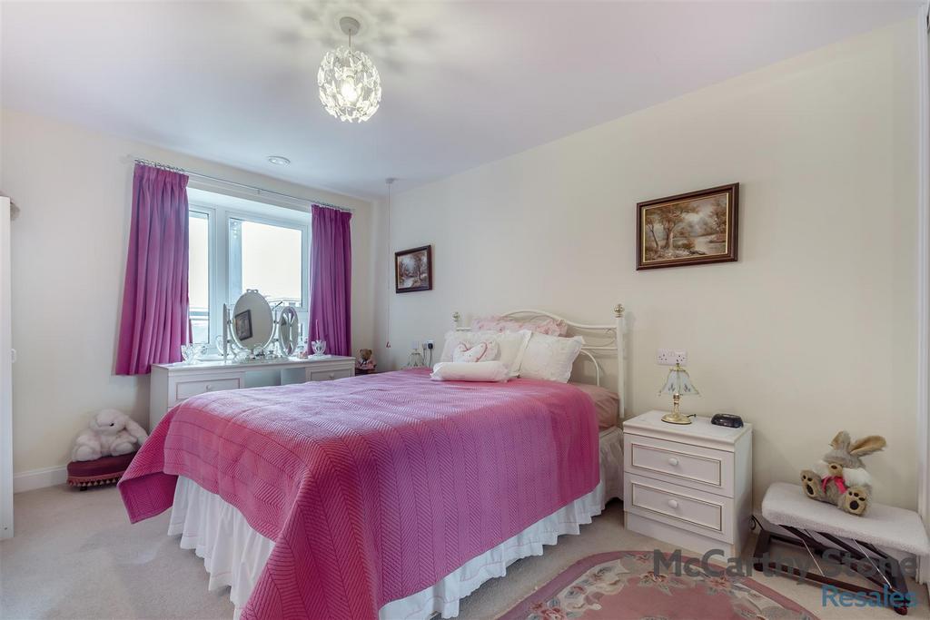 8649566-interior01.jpg
