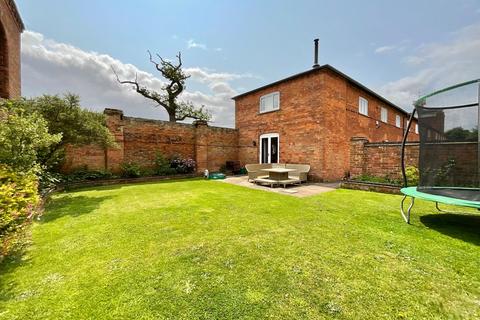 undefined, Tixall Court, Tixall, ST18