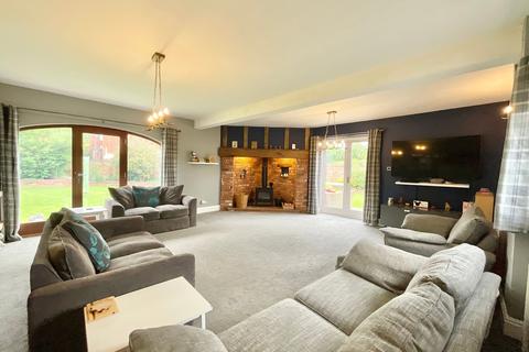 undefined, Tixall Court, Tixall, ST18