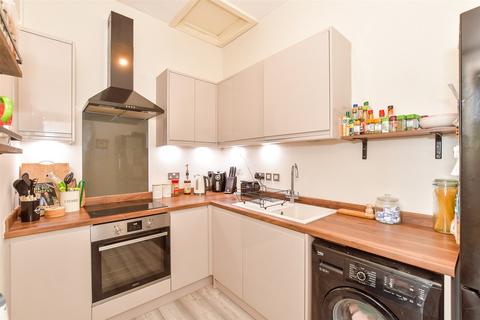 1 bedroom flat for sale, New Brighton Road, Emsworth, Hampshire