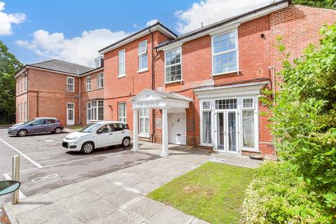1 bedroom flat for sale, New Brighton Road, Emsworth, Hampshire