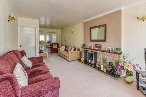3 bedroom semi-detached house for sale, 49 Common Road, Wombourne, Wolverhampton