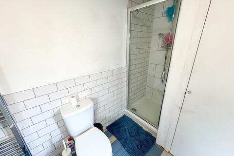 1 Ingledew Road, London, SE18 1AP