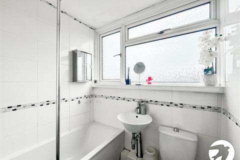 23 Hillshaw Crescent, Rochester, ME2 2PS
